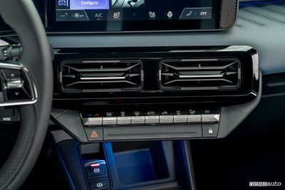 Nuova Nissan Micra EV comandi clima