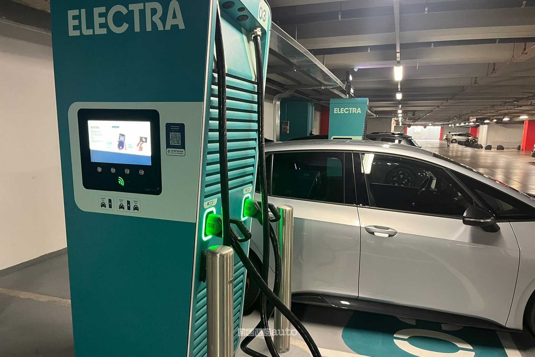 Fai il pieno all’auto elettrica con tariffe estive scontate fino al 50% da Electra
