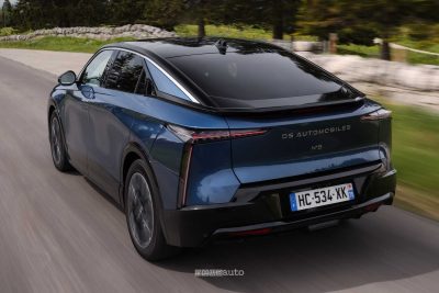 Nuova DS N°8 Pallas su strada