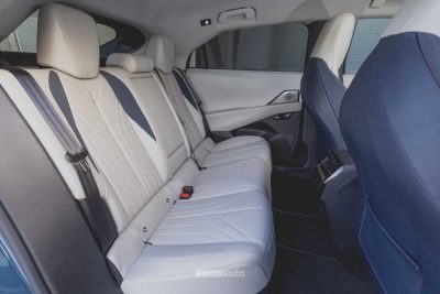 Nuova DS N°8 Pallas fila sedili posteriori