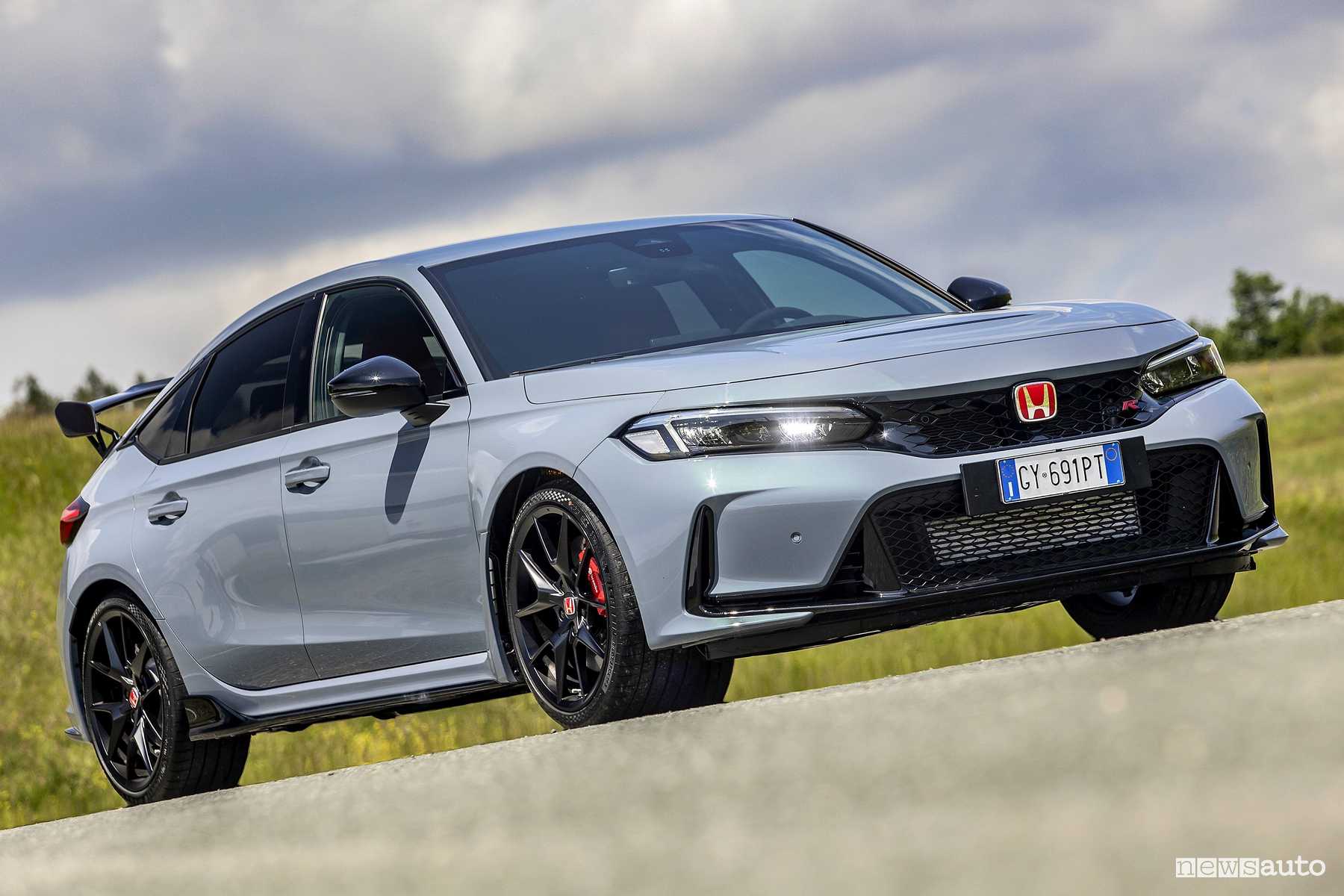 Honda Civic Type R “Best Lap”, ultima versione speciale per l’addio di una leggenda