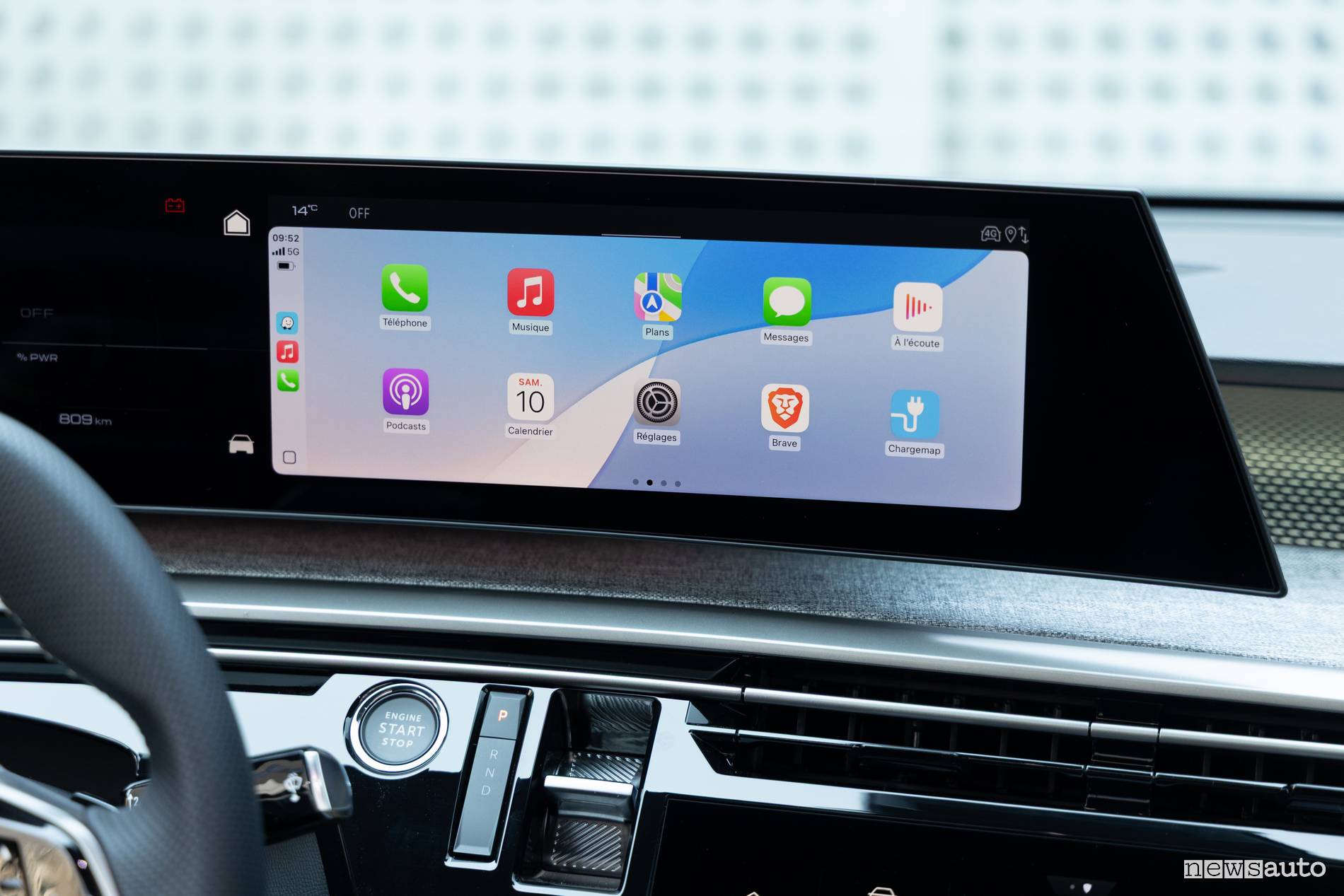 Peugeot 3008 AWD display centrale