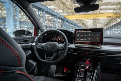 Volkswagen Golf GTI Edition 50 plancia abitacolo