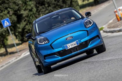 Ford Puma Gen-E test su strada