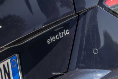Hyundai Kona Electric N Line logo portellone posteriore