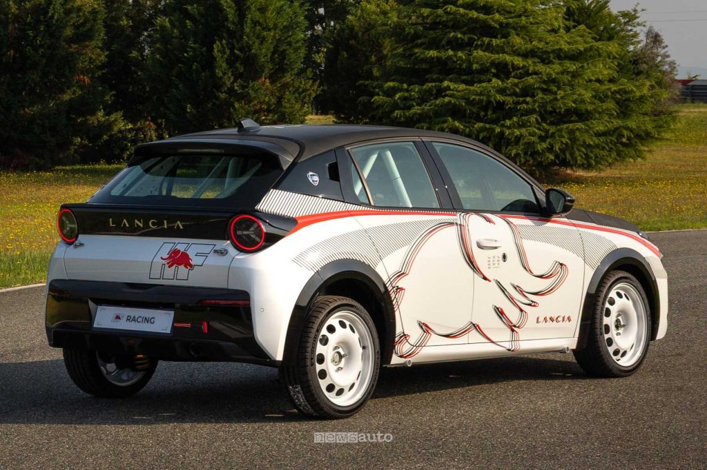 Lancia Ypsilon HF Racing posteriore 3/4