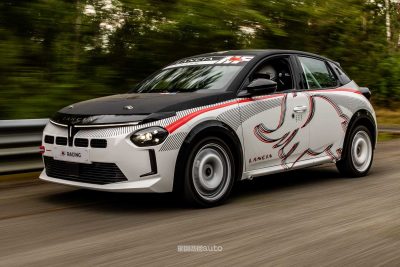 Lancia Ypsilon HF Racing in azione