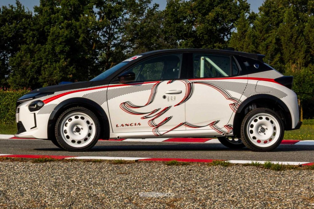Lancia Ypsilon HF Racing laterale