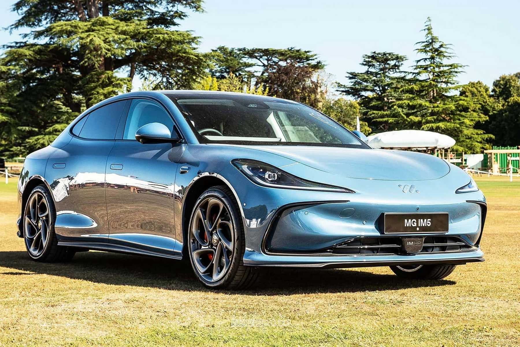 Novità MG, debutto europeo per le elettriche IM5 e IM6 del marchio cinese IM