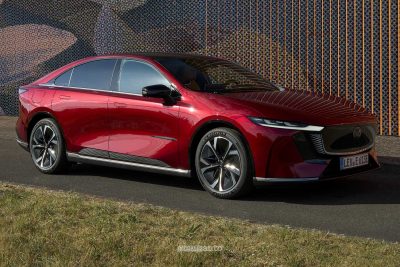 Mazda6e, Soul Red Crystal, anteriore 3/4