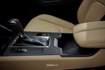 Nuova Mazda CX-5 leva cambio automatico