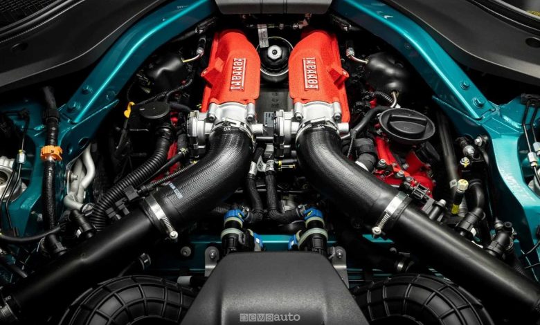 Ferrari Amalfi vano motore