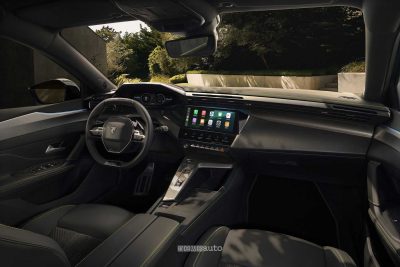 Nuova Peugeot E-308 plancia abitacolo