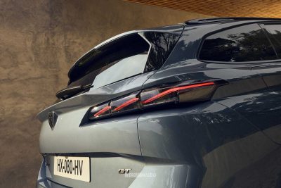 Nuova Peugeot E-308 SW faro posteriore