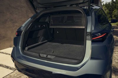 Nuova Peugeot E-308 SW bagagliaio