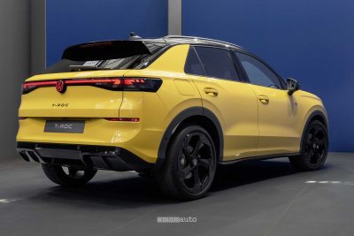 Nuova Volkswagen T-Roc R Line posteriore 3/4