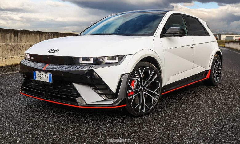 Hyundai Ioniq 5 N anteriore 3/4