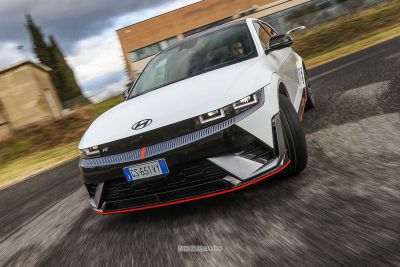 Hyundai Ioniq 5 N test in pista all'Isam di Anagni