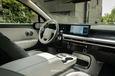 Hyundai Ioniq 9 plancia abitacolo