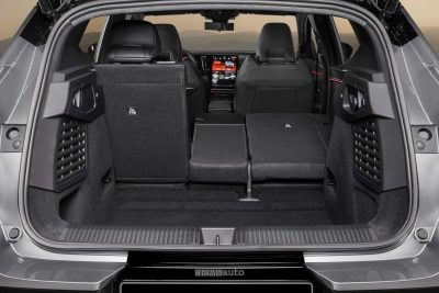 Mitsubishi Eclipse Cross EV bagagliaio