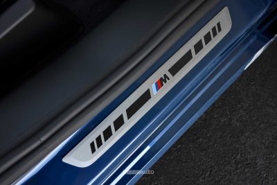 BMW iX3 50 xDrive soglia battitacco