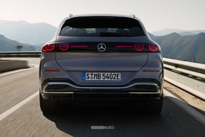 Nuova Mercedes GLC su strada