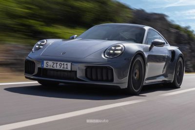 Nuova Porsche 911 Turbo S su strada