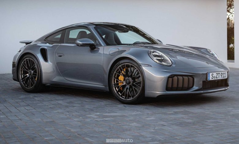 Nuova Porsche 911 Turbo S anteriore 3/4