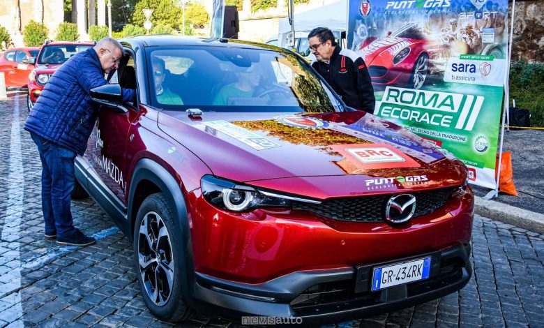 Associazione Peter Pan ODV alla Roma Eco Race a bordo di Mazda MX-30 R-EV