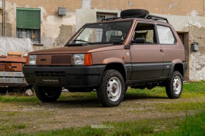 Fiat Panda 4x4e elettrica I Taddeo Garage Italia Customs anteriore 3/4