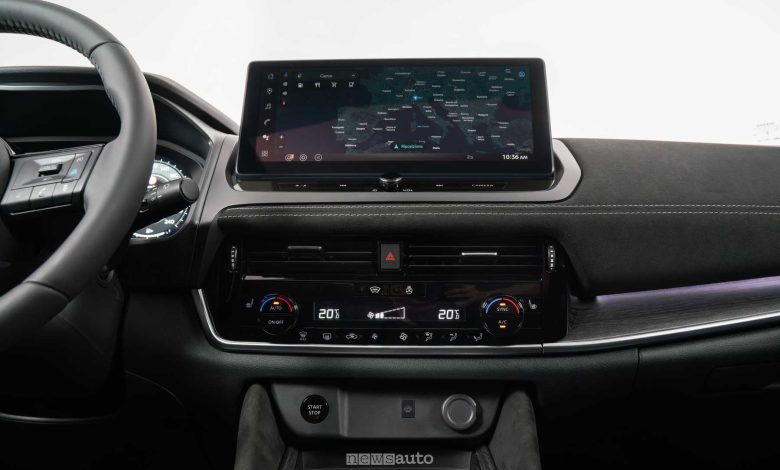 Nissan Qashqai e-POWER navigatore display infotainment