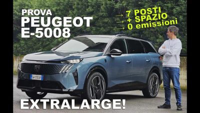 Peugeot e-5008 7 posti video prova
