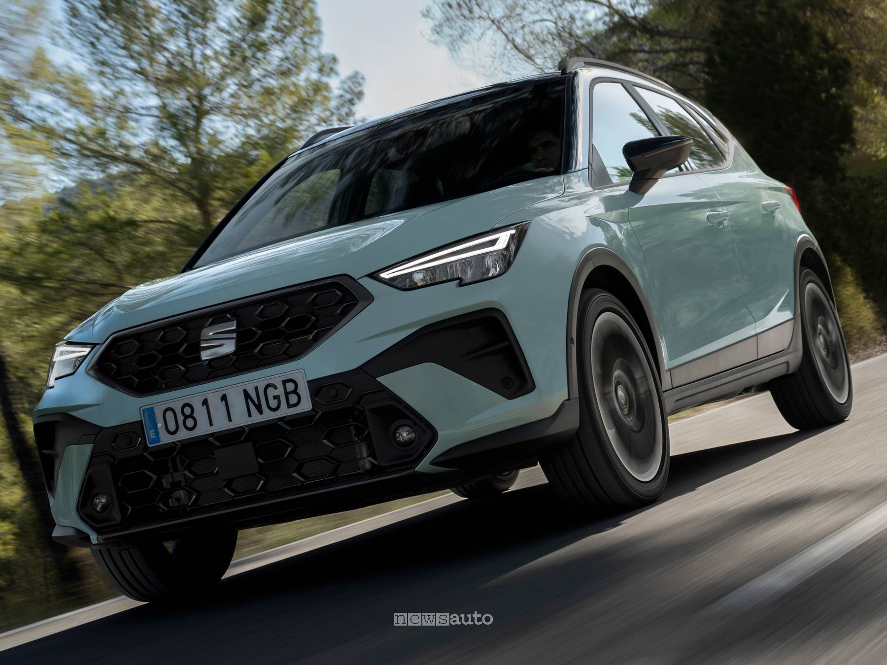 FOTO nuova Seat Arona, carrozzeria, abitacolo e interni