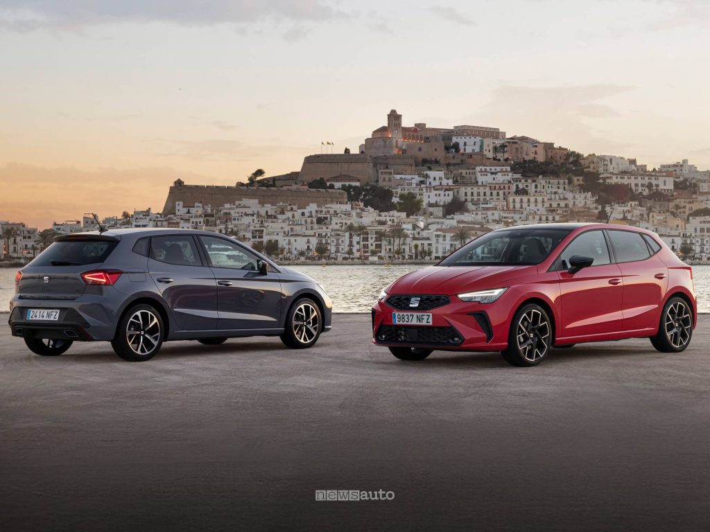 Seat Ibiza 2026 vista anteriore e posteriore