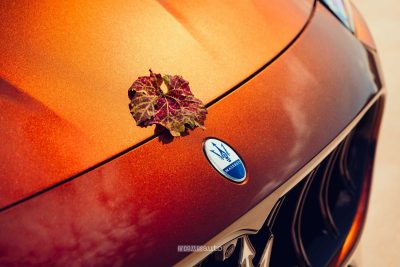 Maserati Grecale Tributo Il Bruciato logo anteriore