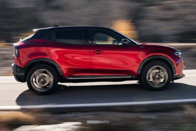 Alfa Romeo Junior Milano Cortina 2026 su strada