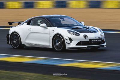 Alpine A110 R Ultime in pista a Le Mans