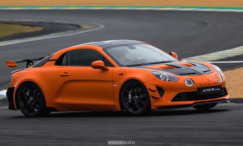 Alpine A110 R Ultime in pista a Le Mans