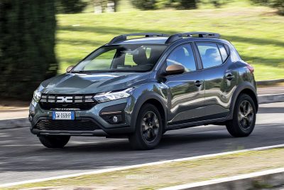 Dacia Sandero Stepway test su strada