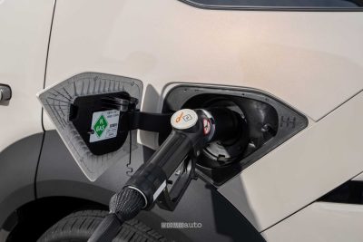 Nuova Hyundai Nexo rifornimento di idrogeno