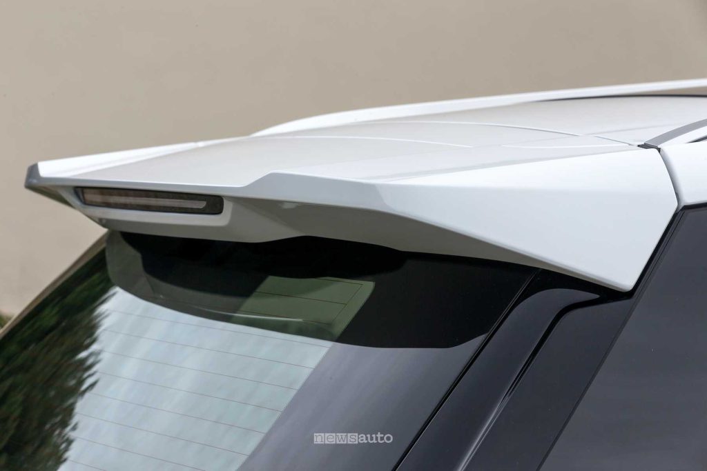 Jaecoo J5 EV spoiler posteriore