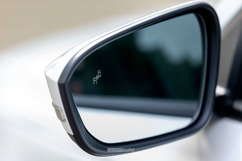 Jaecoo J5 EV specchietto laterale