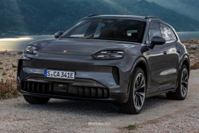 Nuova Porsche Cayenne Electric anteriore 3/4