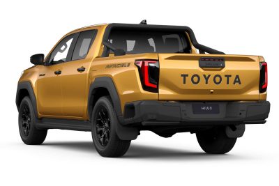 Nuovo Toyota Hybrid 48V posteriore 3/4