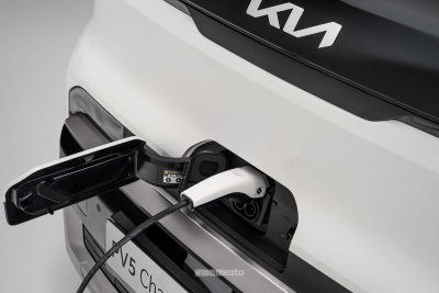 Kia PV5 Chassis Cab presa di ricarica