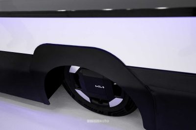 Kia PV5 Chassis Cab food truck carreggiata posteriore