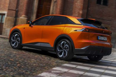 Changan Deepal S07 su strada