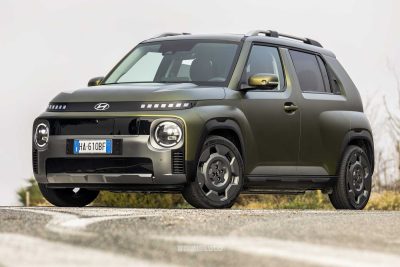 Hyundai Inster Cross anteriore 3/4