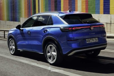 Nuova Volkswagen T-Roc su strada