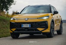 Nuova Volkswagen T-Roc R Line su strada